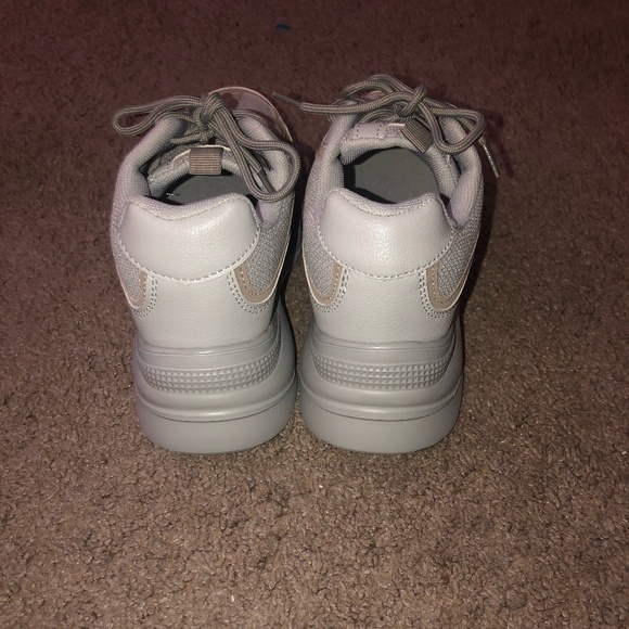 ASOS Truffle Collection Chunky Sneakers - Picture 4 of 6